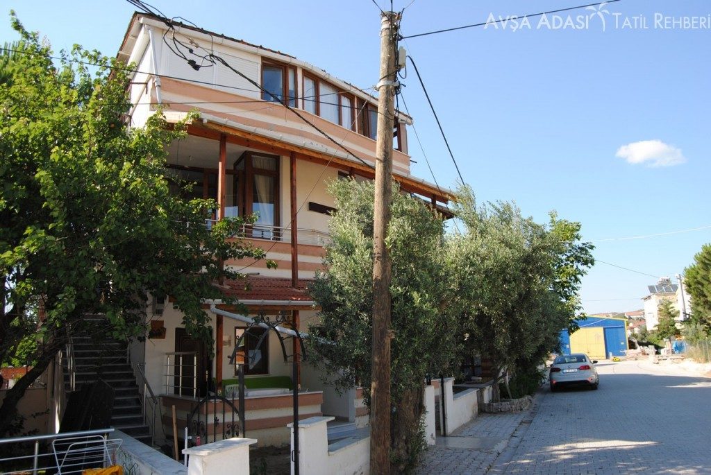Saray Pansiyon Avşa Adası