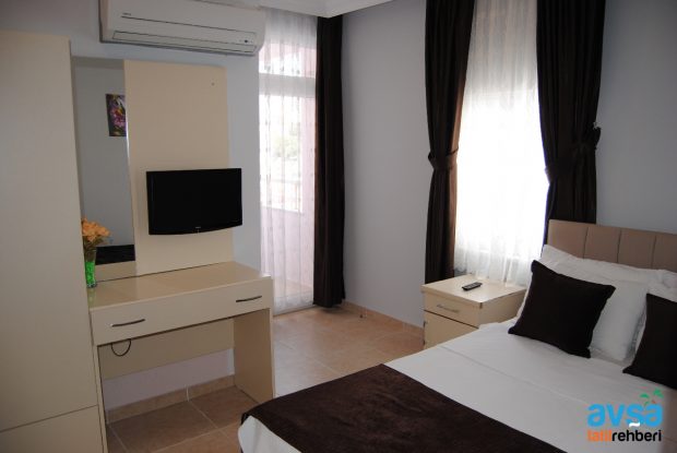 lara zeynep apart 2018 16