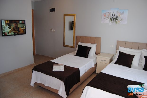 lara zeynep apart 2018 4