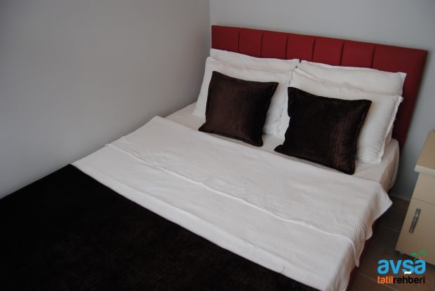 lara zeynep apart 2018 6