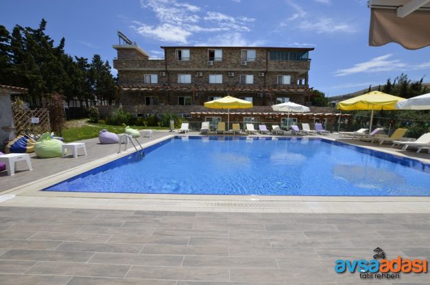 mavi koy beach resort avsa adasi havuz 20